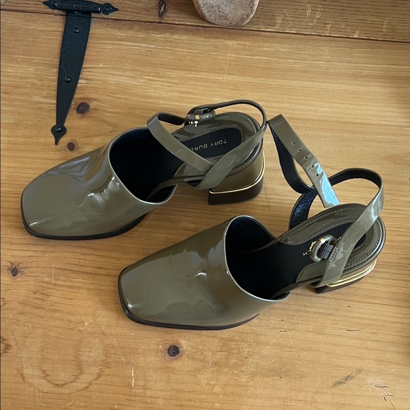 Tory Burch Olive Patent Leather Heels - Picture 2 of 3